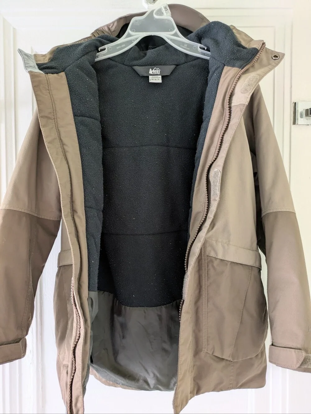 REI waterproof windproof